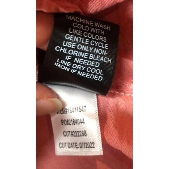Torrid Button Front Shirt Long Sleeve Lightweight Rayon Peachy Pink Women's 2 2X - Picture 7 of 7